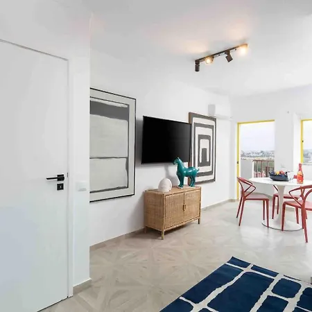 Stylish With View Apartment Portimão