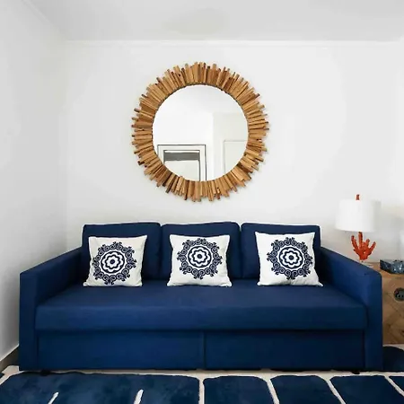 Bright Apt Marina View Steps To Beach דירה *