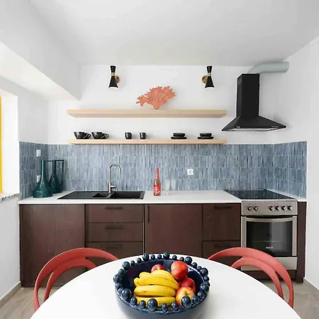 Bright Apt Marina View Steps To Beach *